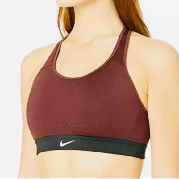 nike impact strappy sports bra